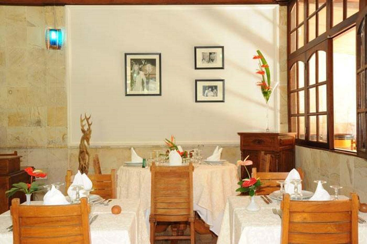 Le Domaine Des Pierres Hotel Saint Pierre Exterior photo